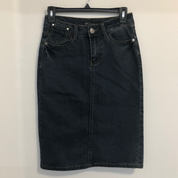 max liu jeans